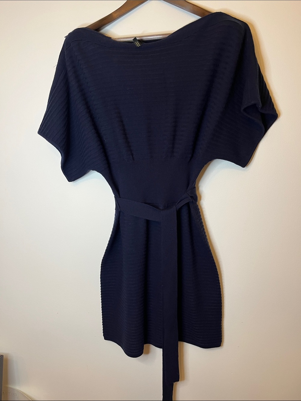 Laundry by Shelli Segal Merino Wool Mini Dress in Navy
Size Medium